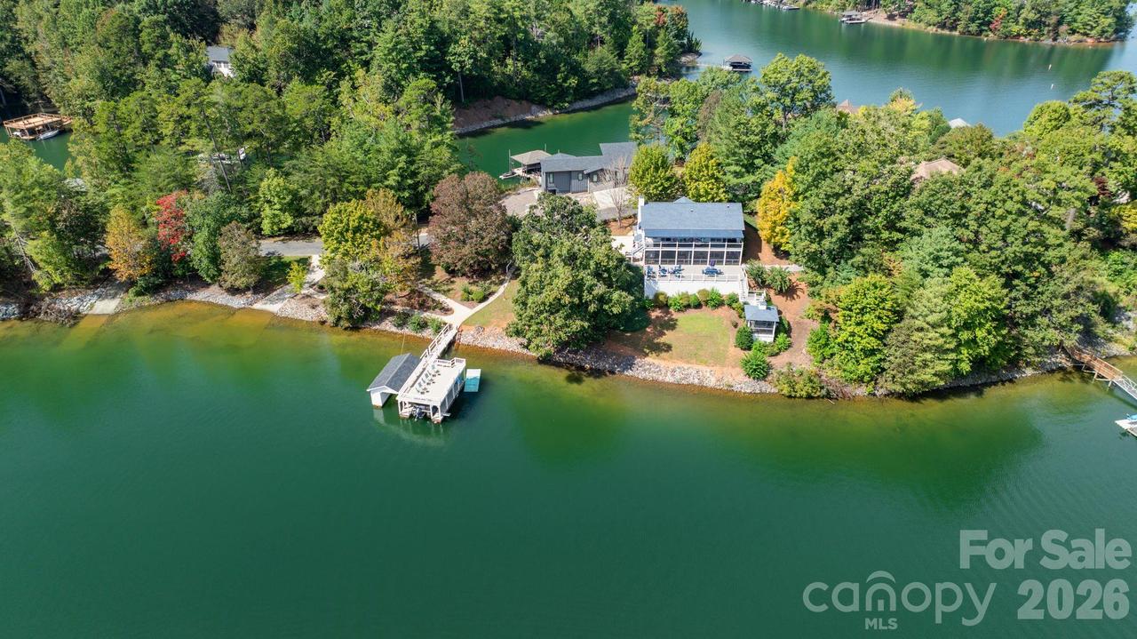2250 Mallard Cove Dr., Nebo, NC 28761