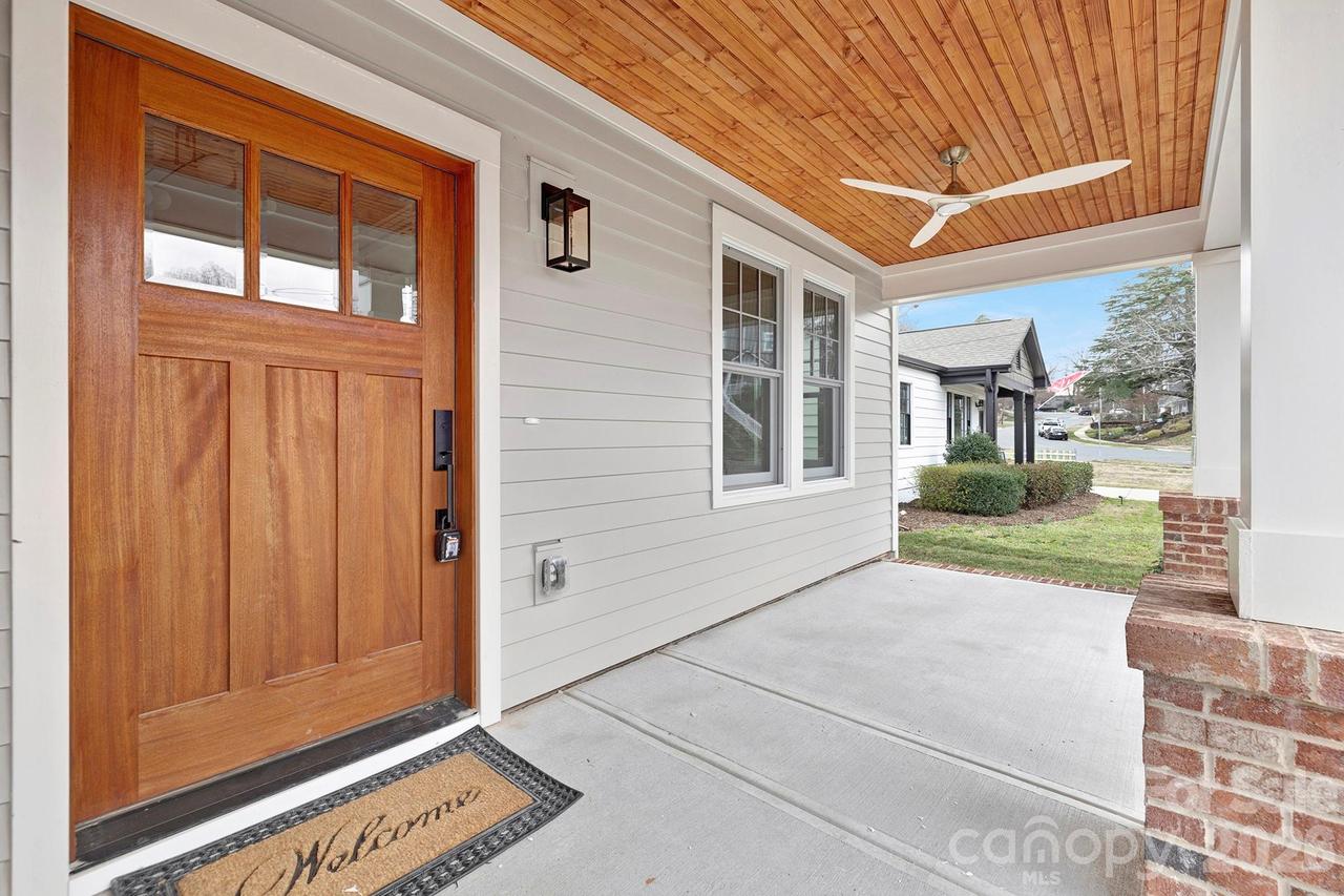 1817 S Mint St., Charlotte, NC 28203