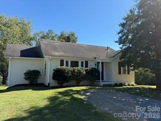 1110 N Ridge Rd., Hendersonville, NC 28792
