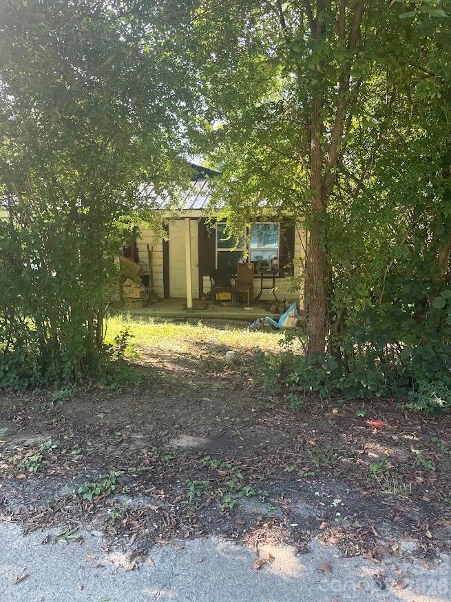 621 Johns Ln., Gastonia, NC 28052