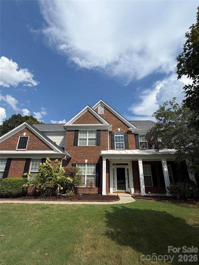 11027 Knight Castle Dr., Charlotte, NC 28277