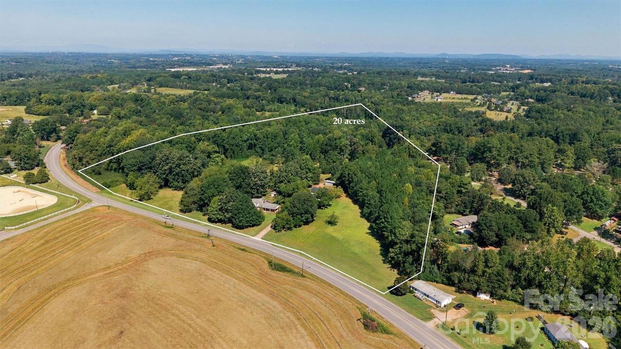3336 Startown Rd., Newton, NC 28658