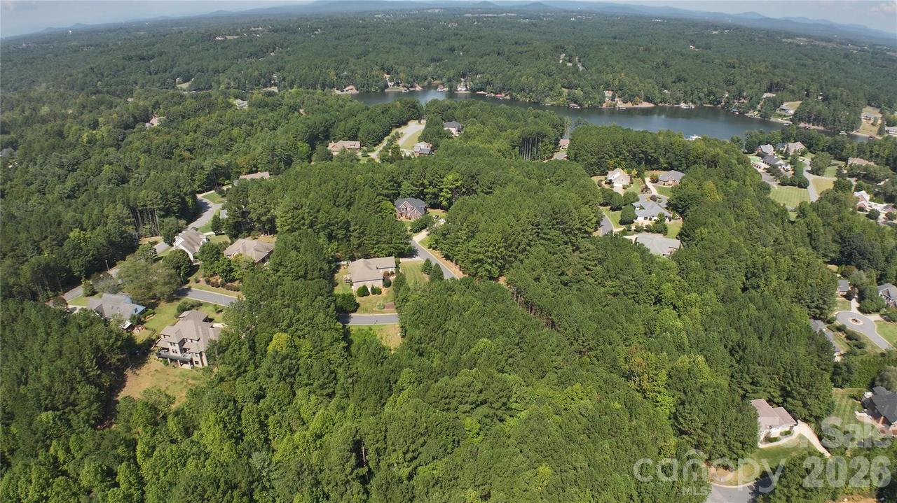 104 Gunpowder View Cir., Granite Falls, NC 28630