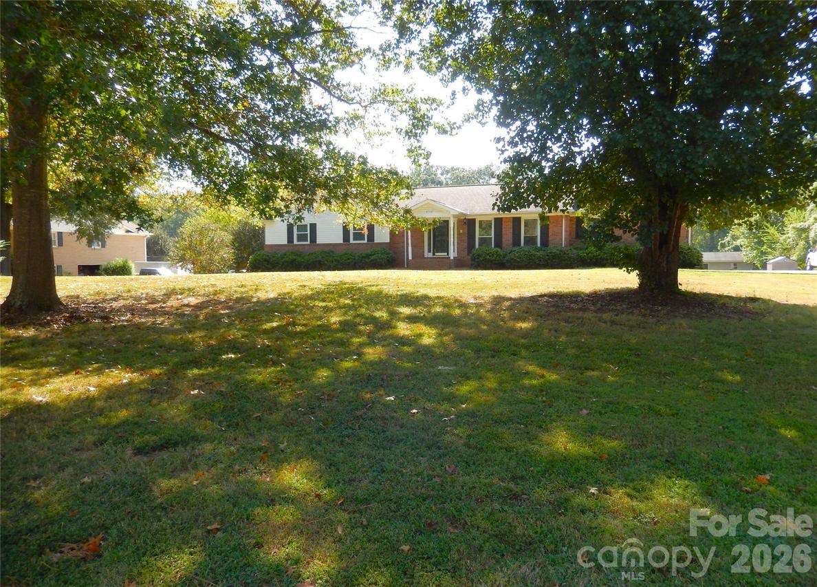 6700 Pine Lake Ln., Mint Hill, NC 28227