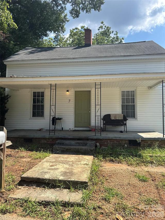 97 Peachtree Ave., Concord, NC 28025