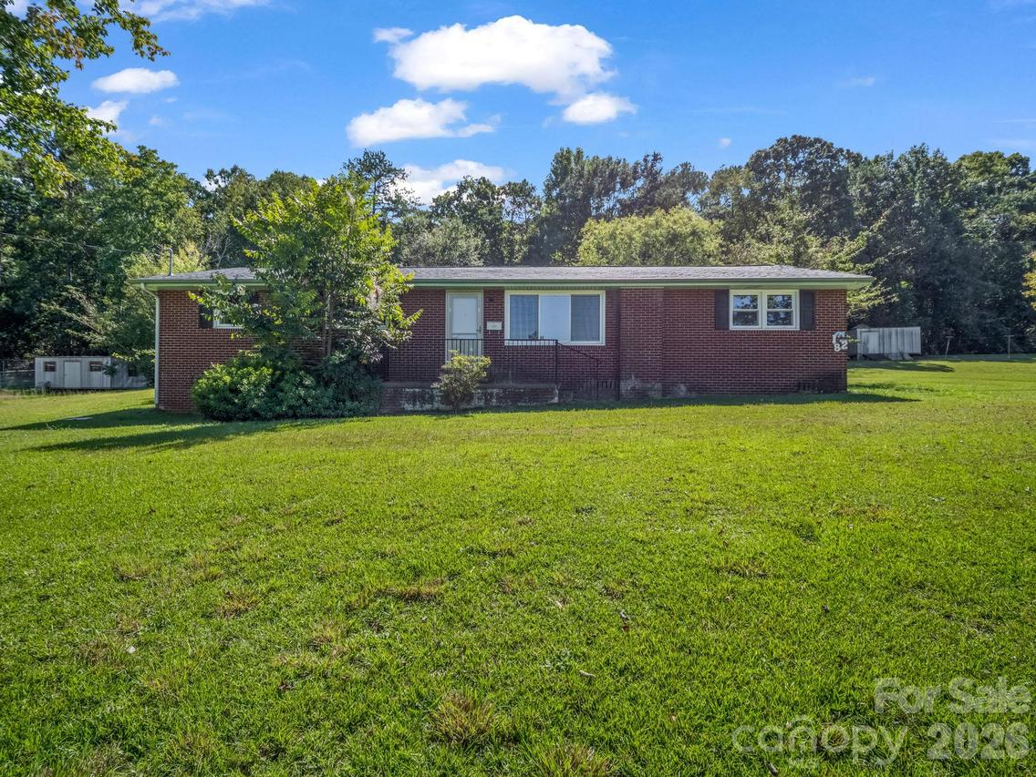 182 Longview Dr., Forest City, NC 28043