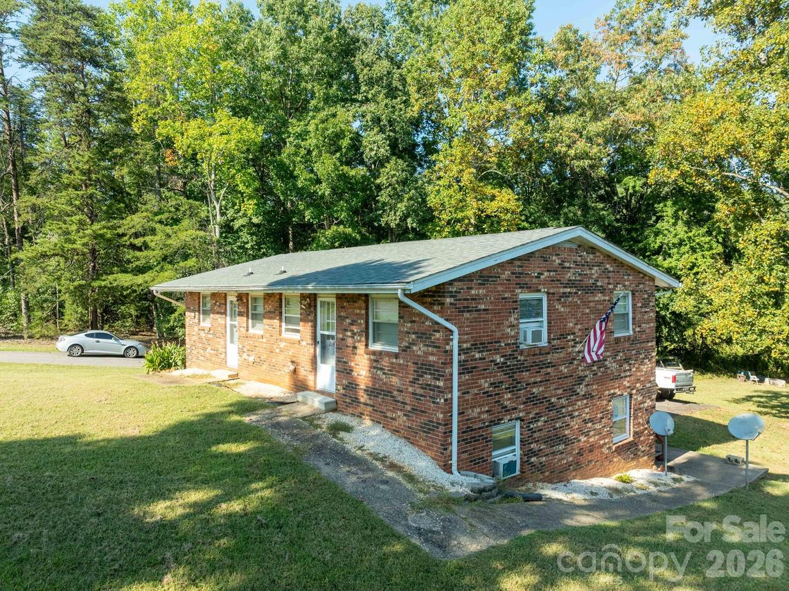 2646 Campground Rd., Granite Falls, NC 28630