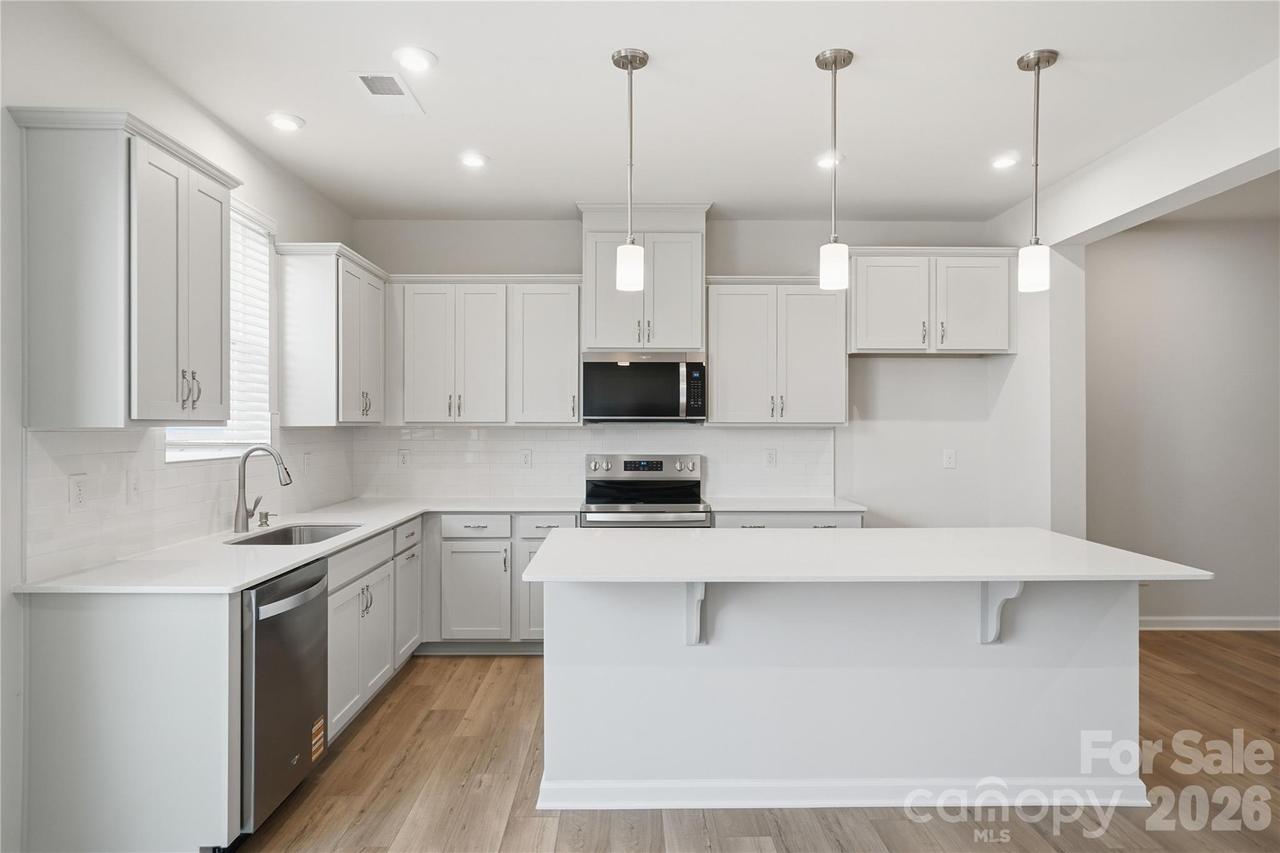 5212 Wyes Oak Ln., Charlotte, NC 28269