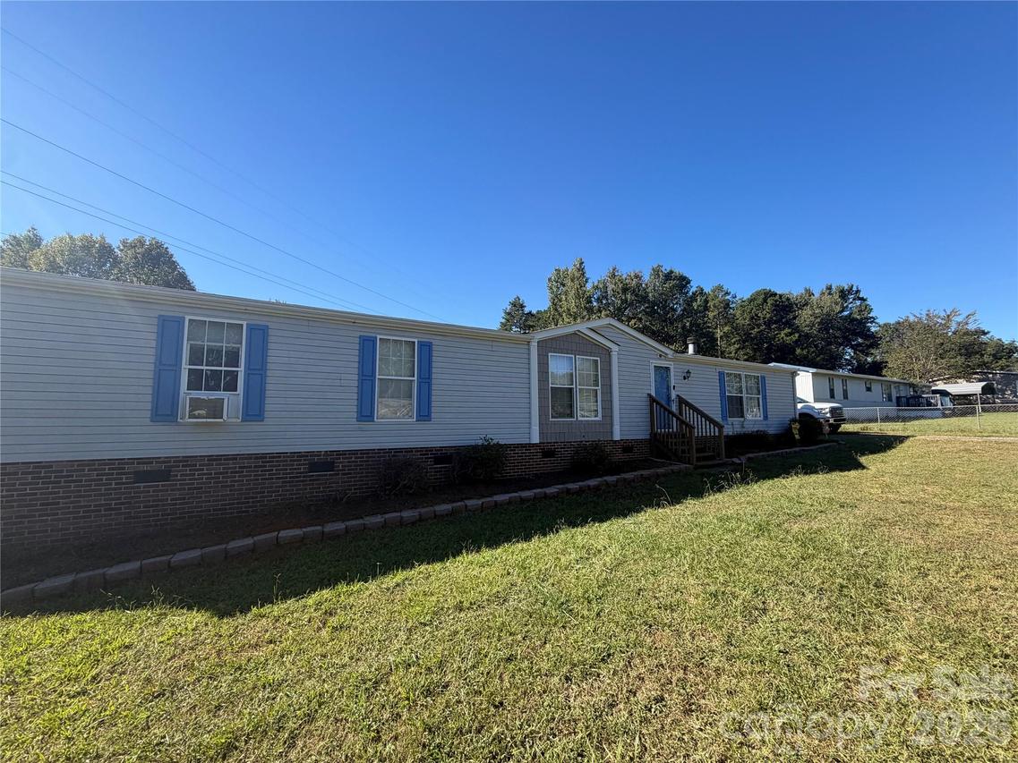 4009 Chestnut Woods Dr., Kings Mountain, NC 28086
