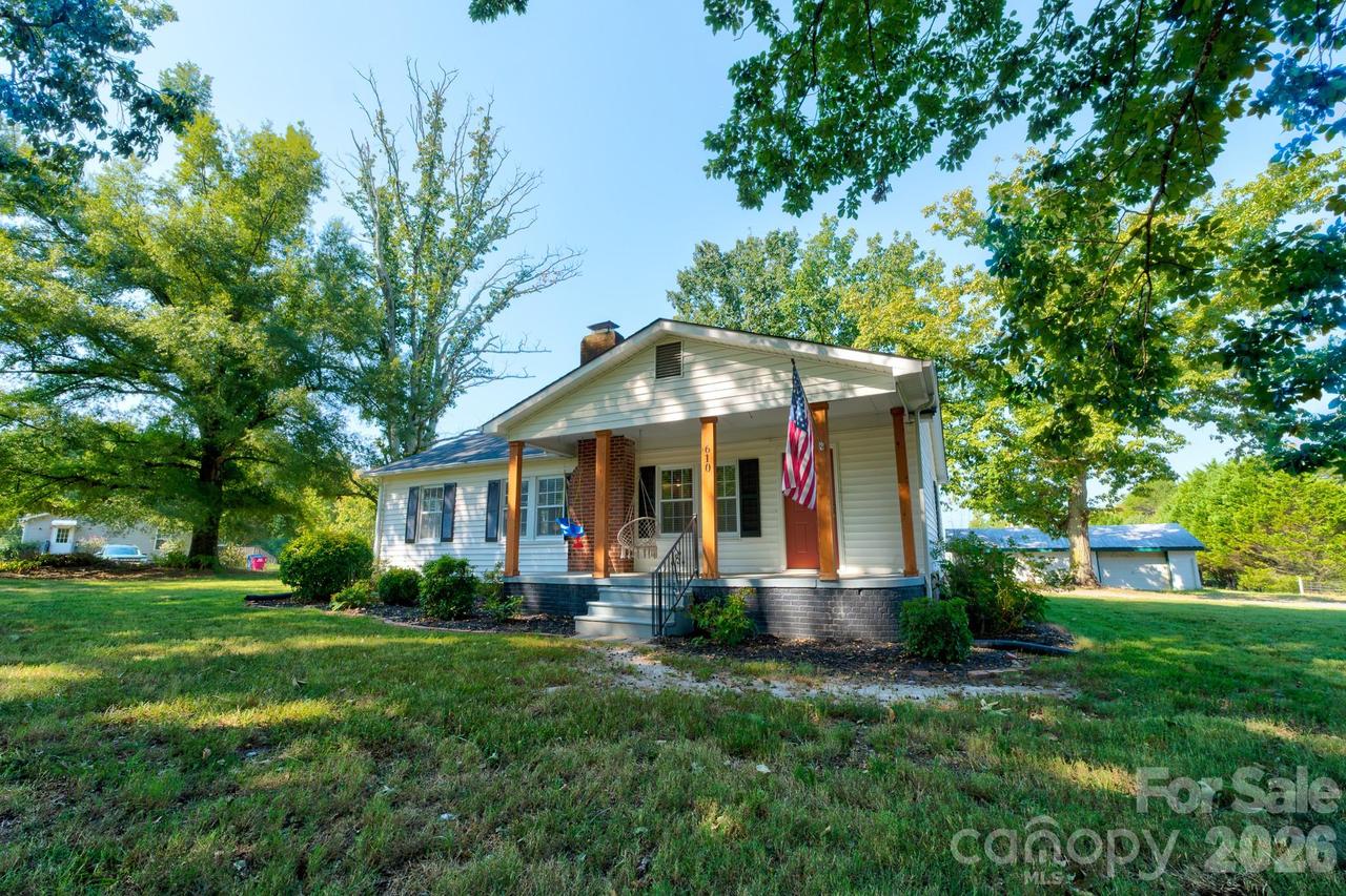 610 Helton Rd., Cherryville, NC 28021