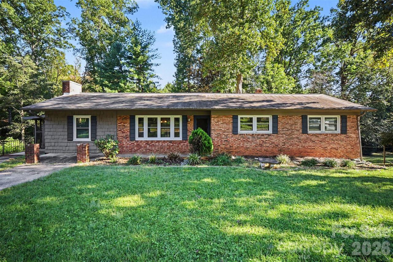 623 Westside Dr., Newton, NC 28658