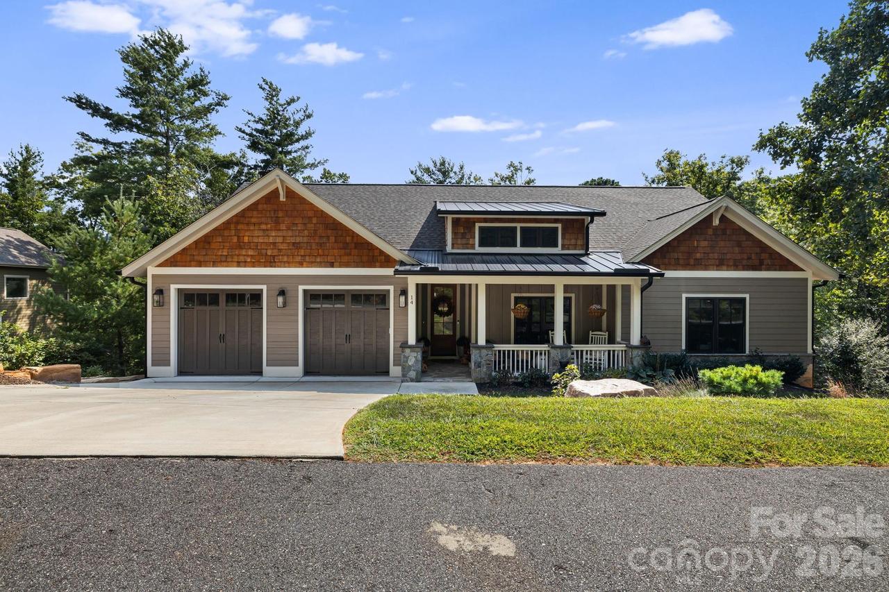 14 Sugarland Ridge Tr., Fairview, NC 28730