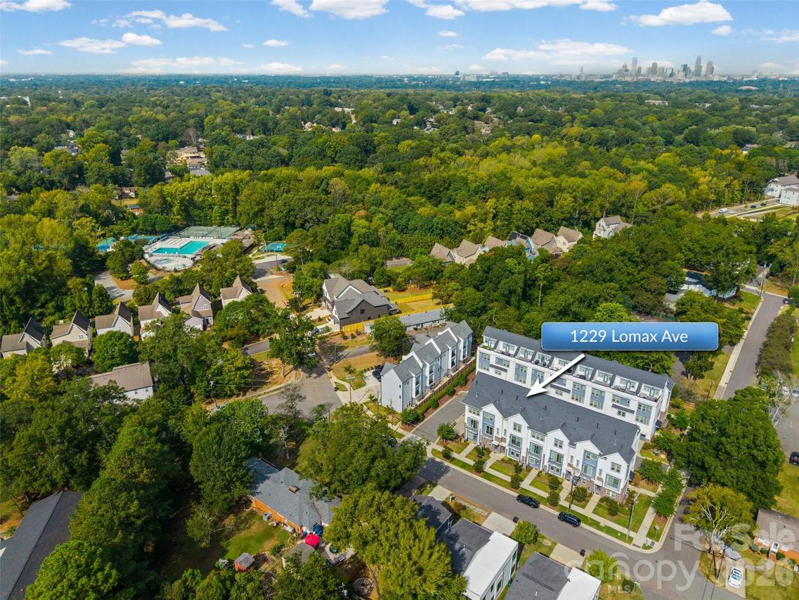 1229 Lomax Ave., Charlotte, NC 28211