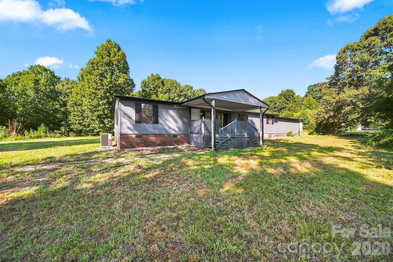 2947 Nc 16 Hwy., Newton, NC 28658