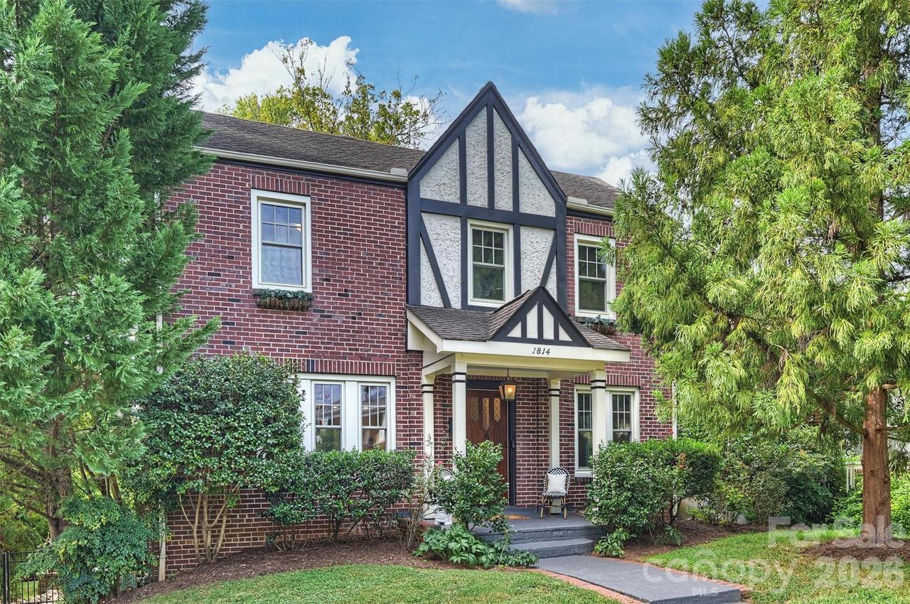 1814 Kensington Dr., Charlotte, NC 28205
