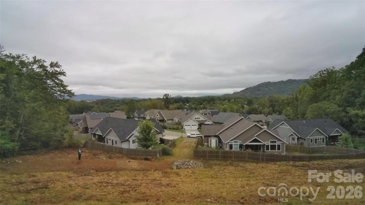 87 Starwood Valley Tr., Arden, NC 28704