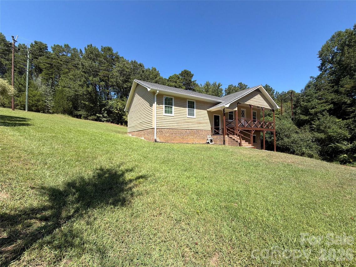 670 Mount Pleasant Rd., Mount Pleasant, NC 28124