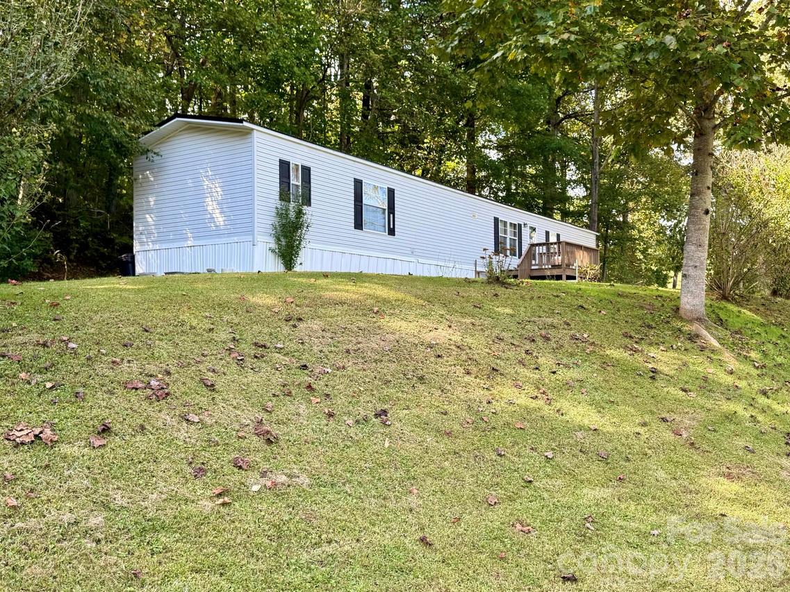 880 G W Whitmire Rd., Rosman, NC 28772
