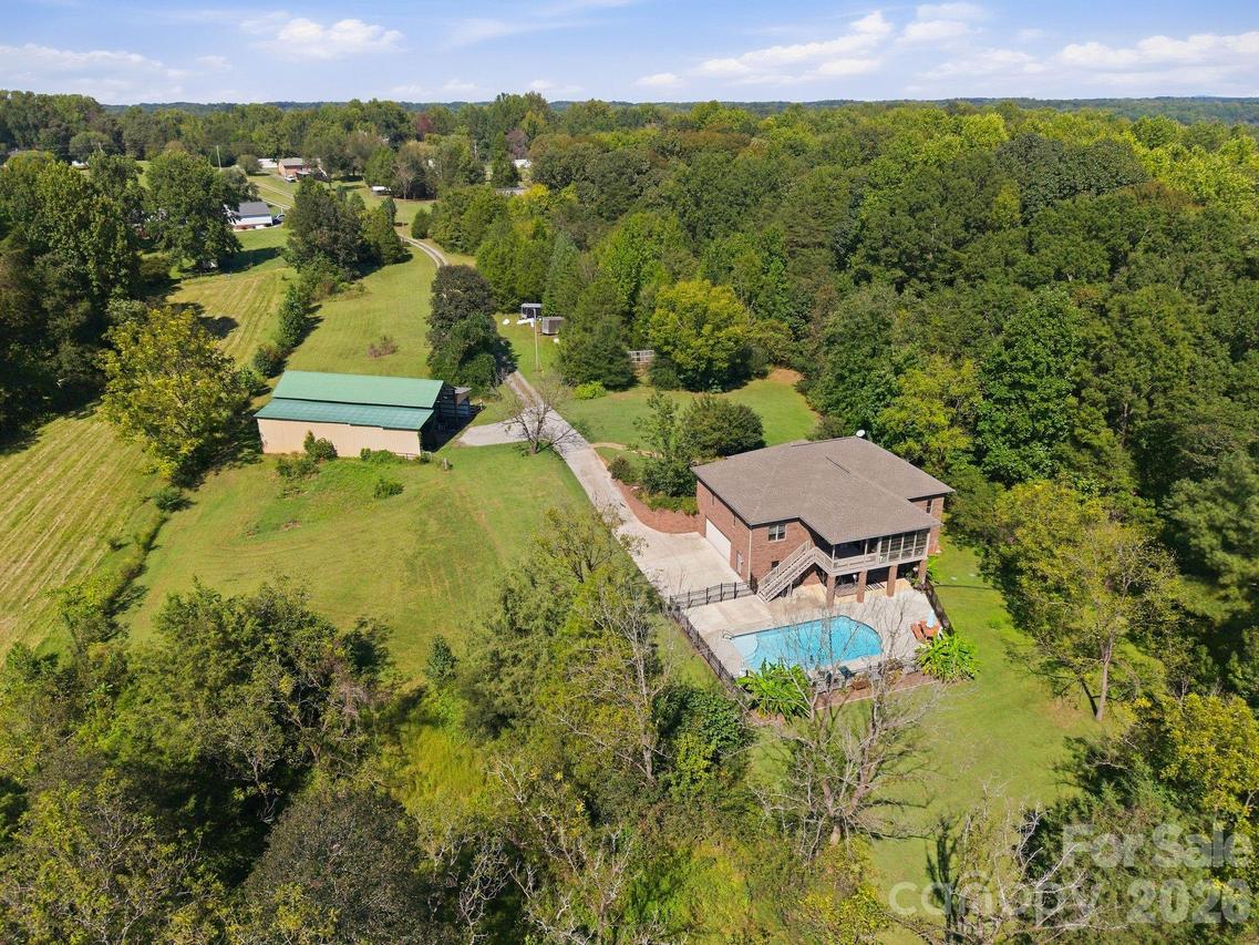 1086 Shinnville Rd., Cleveland, NC 27013
