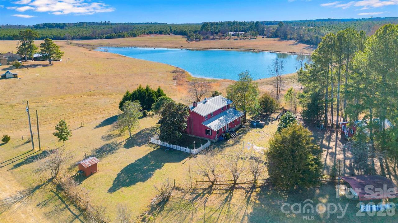 318 Mcfarlan Rd., Morven, NC 28119