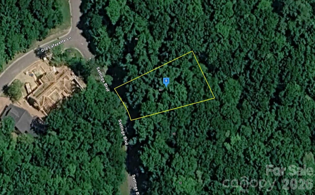 48 Settings Blvd., Black Mountain, NC 28711