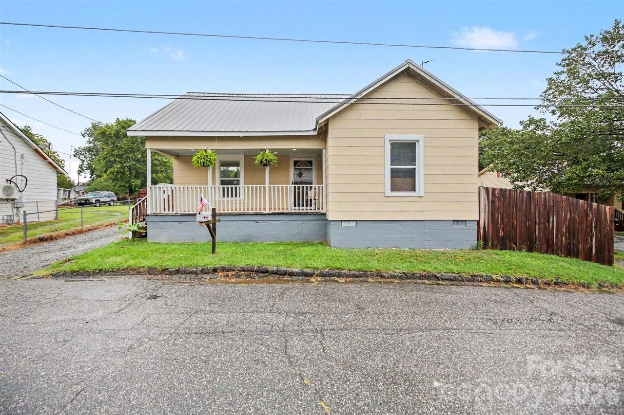 208 Copley St., Lexington, NC 27292