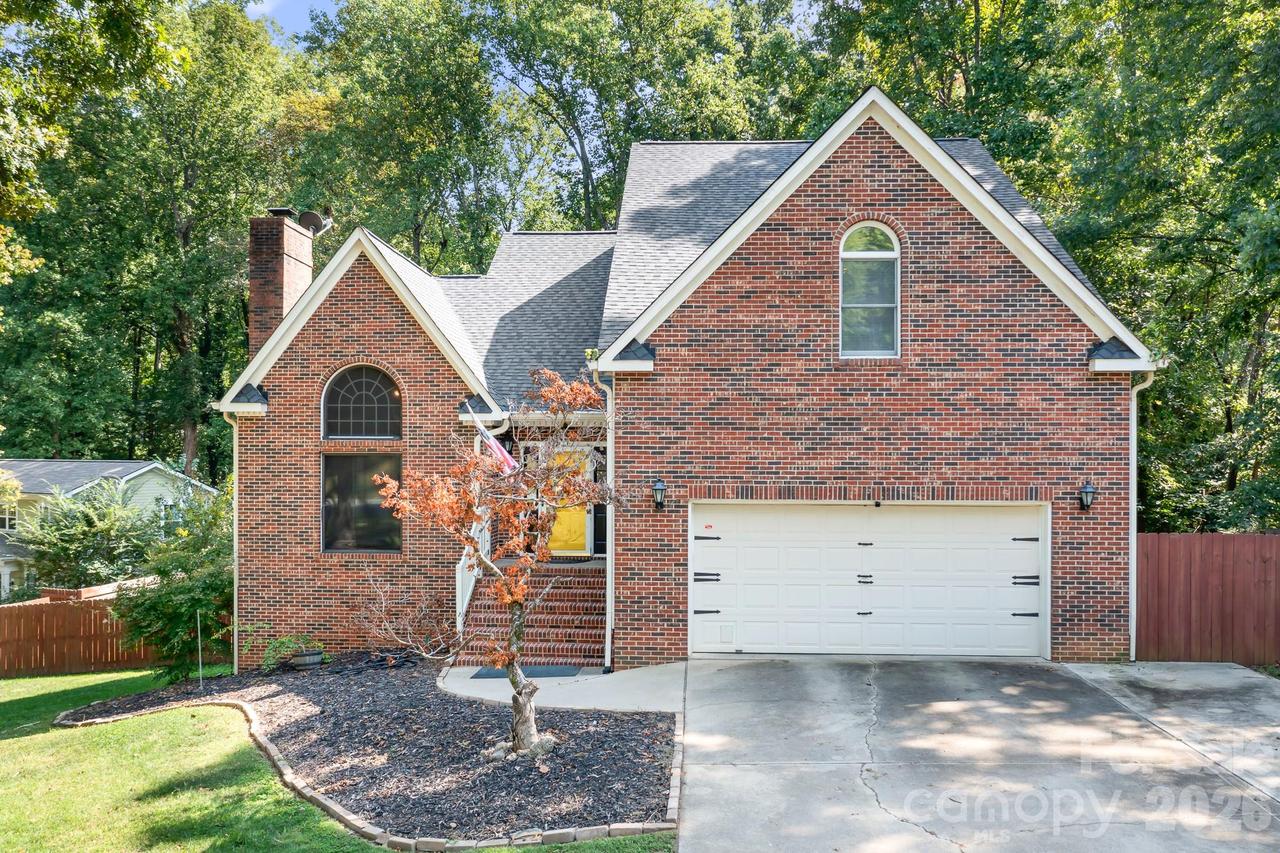 665 Millswood Dr., Mooresville, NC 28115