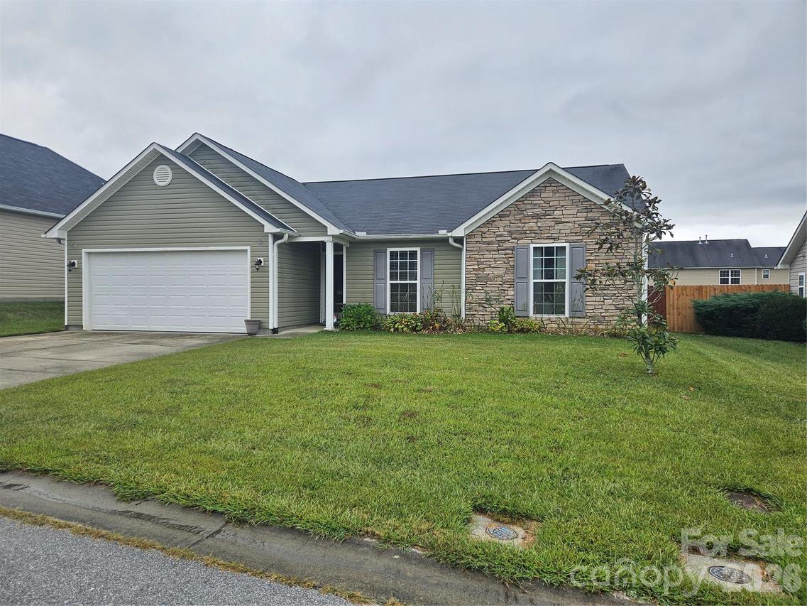 27 Timbergreen Tr., Weaverville, NC 28787