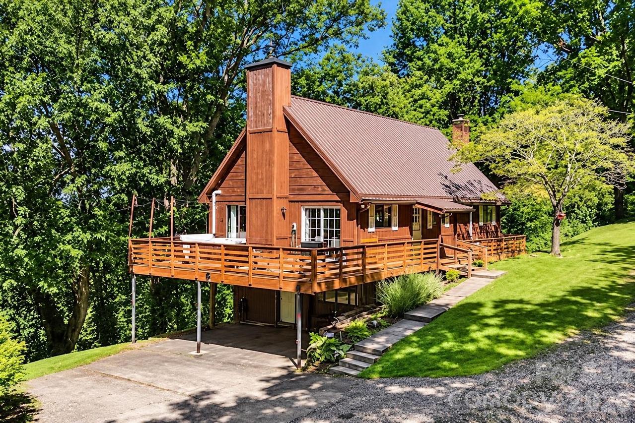 193 Shadow Ln., Waynesville, NC 28786