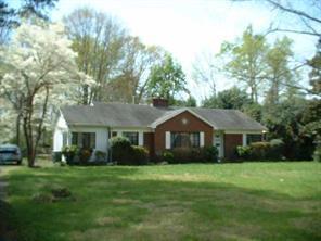 1426 Medford Dr., Charlotte, NC 28205