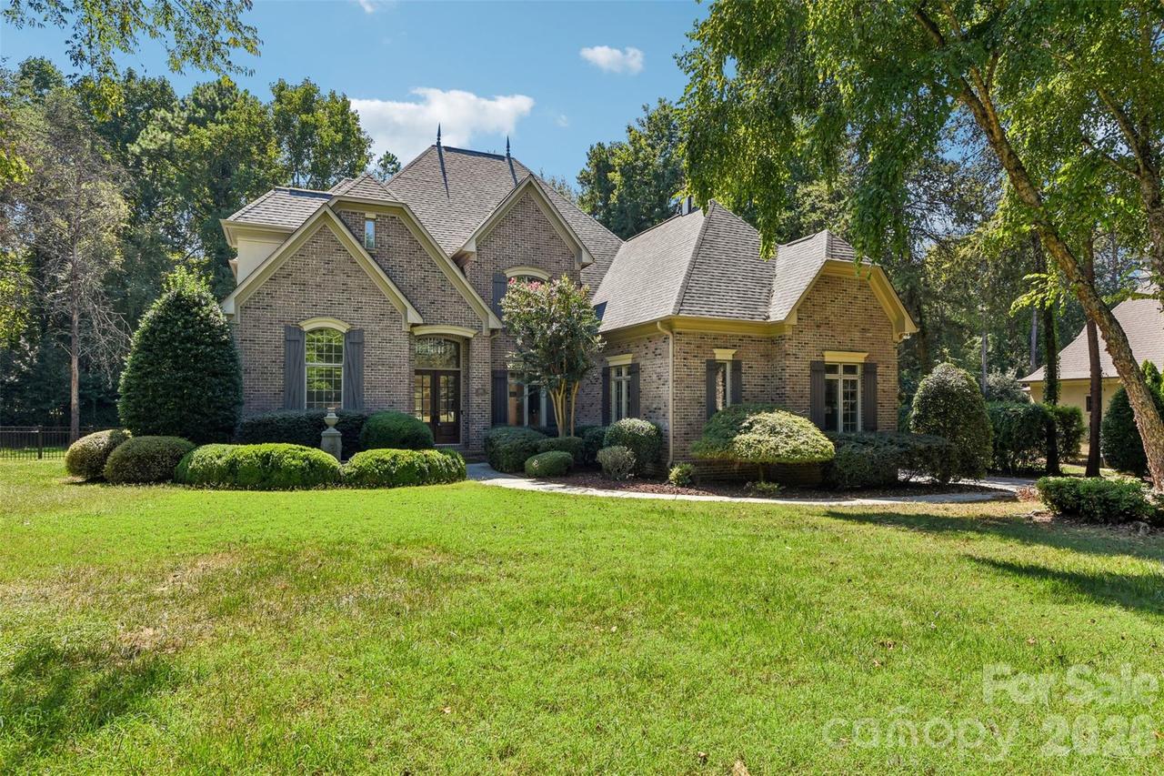 181 Attleboro Pl., Mooresville, NC 28117