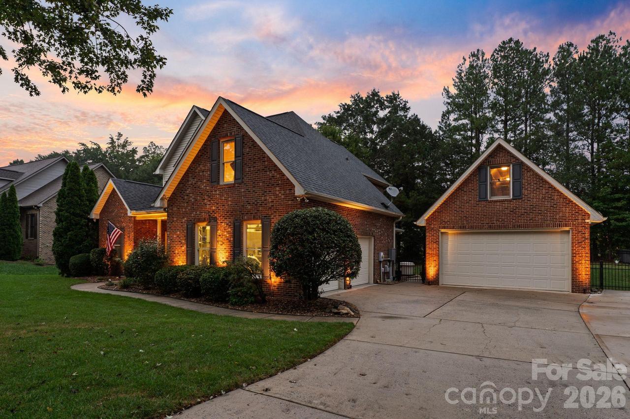 2908 Ed Reid St., Charlotte, NC 28216