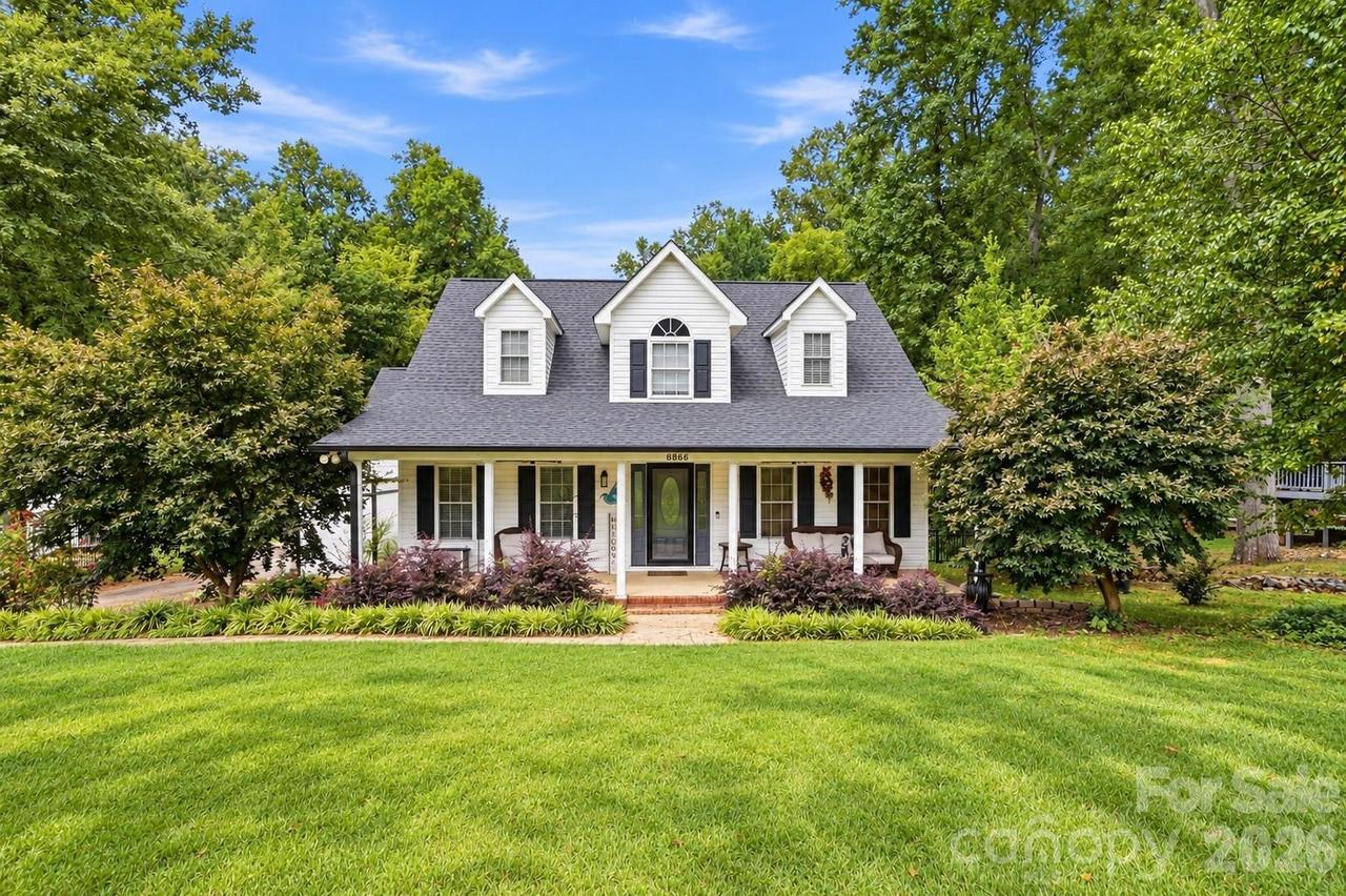 8866 Oldenburg Dr., Mount Pleasant, NC 28124