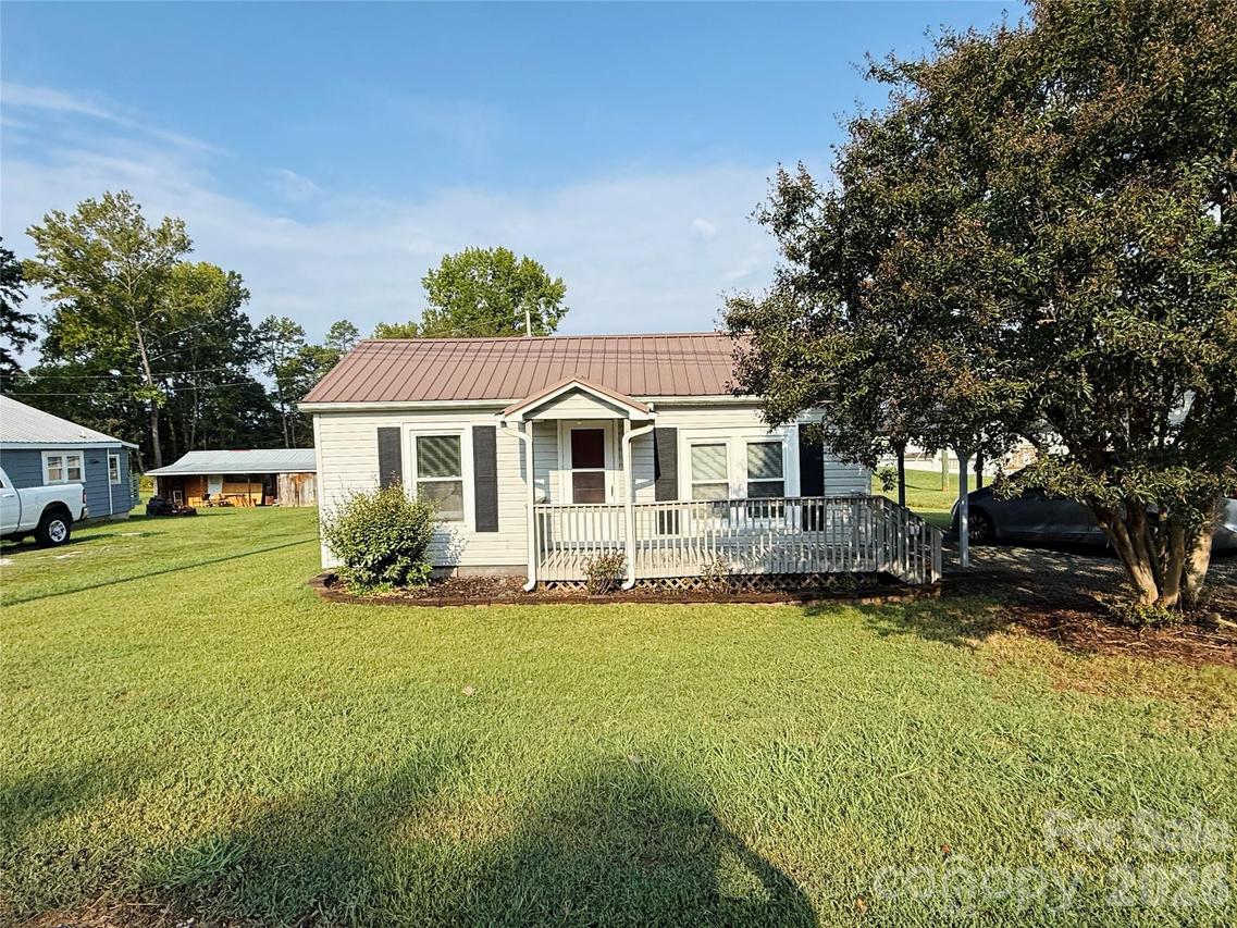 24 Forest Hill Rd., Lexington, NC 27295