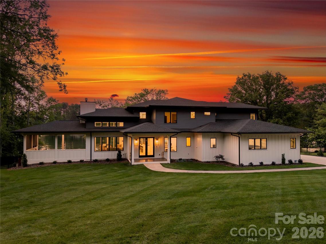 138 Lucent Ln., Mooresville, NC 28117