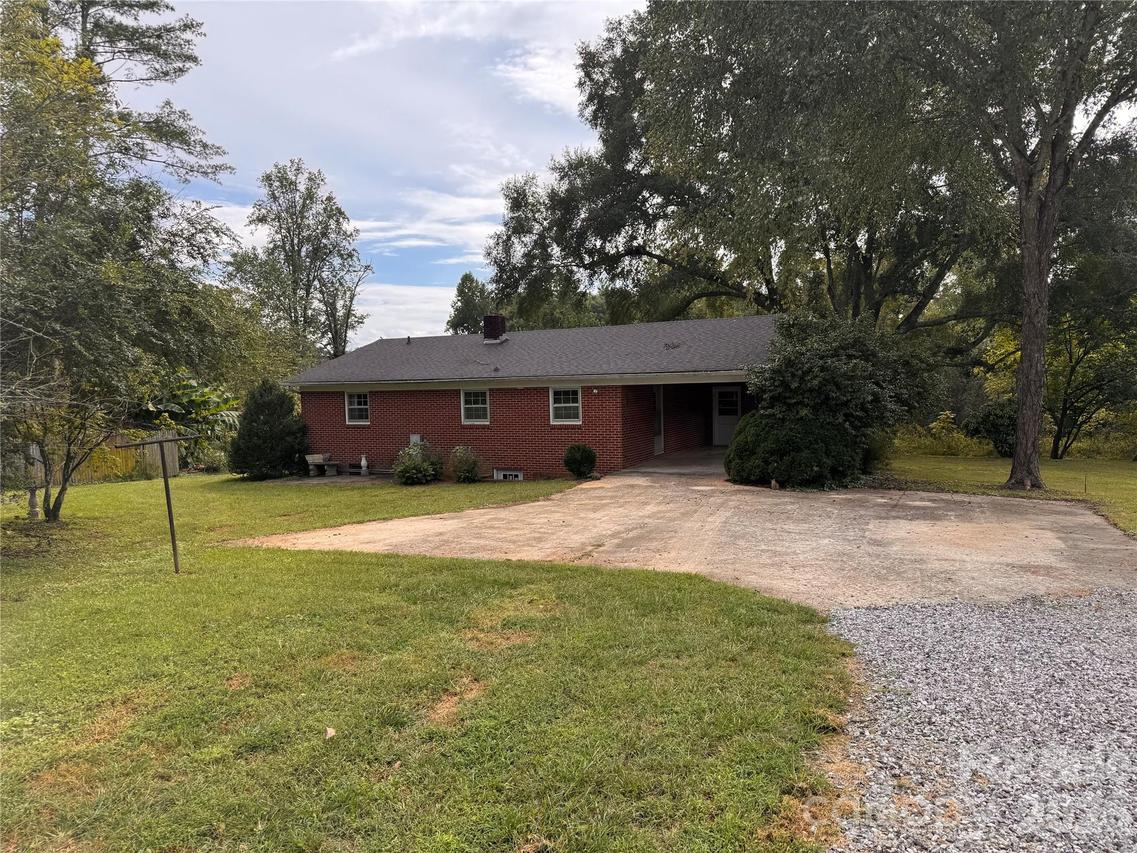 1167 Piedmont Rd., Morganton, NC 28655