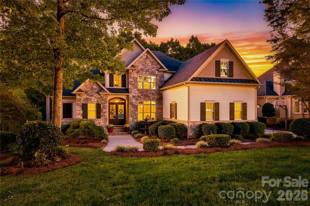 2227 Metcalf Dr., Sherrills Ford, NC 28673