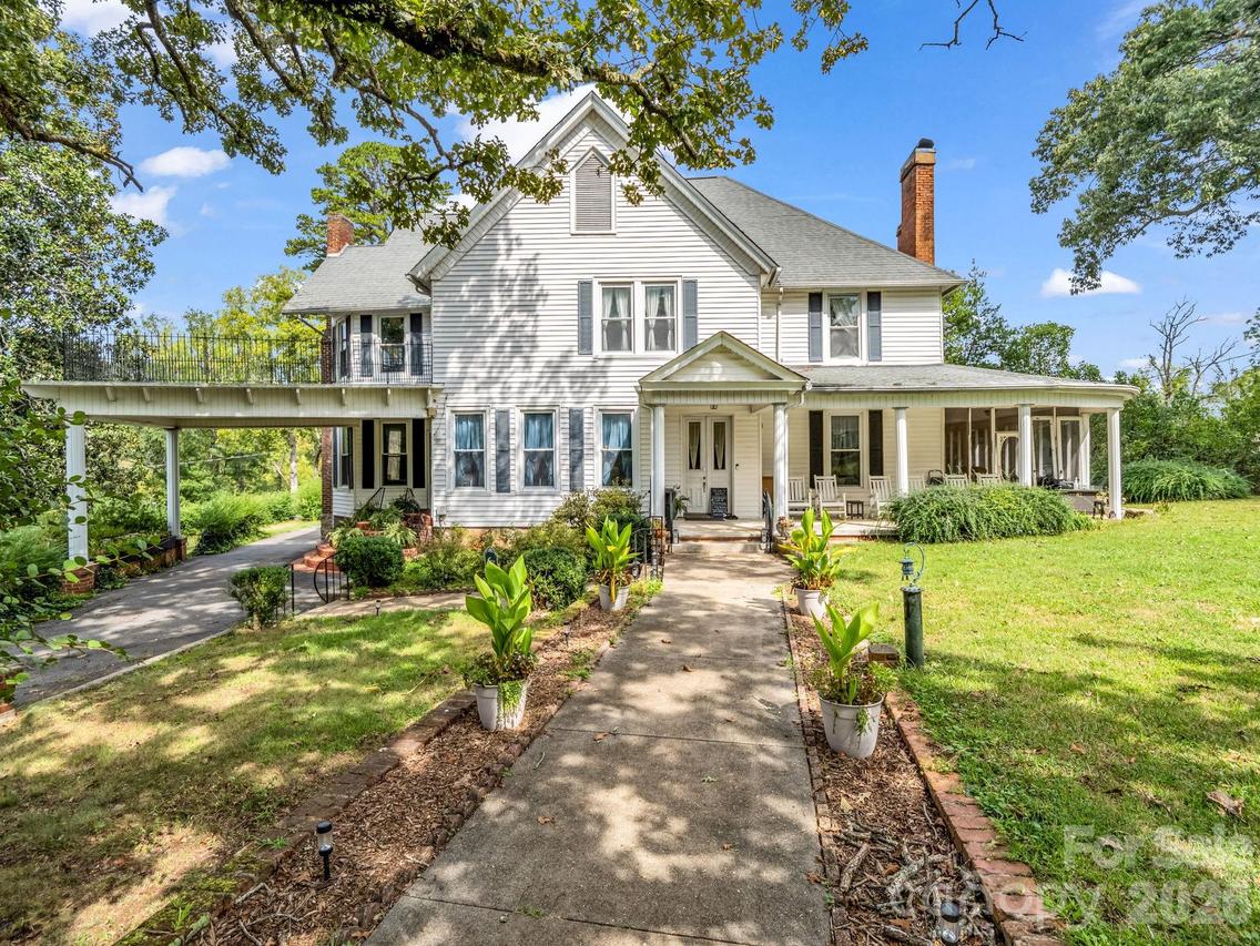 252 Spencer St., Ellenboro, NC 28040