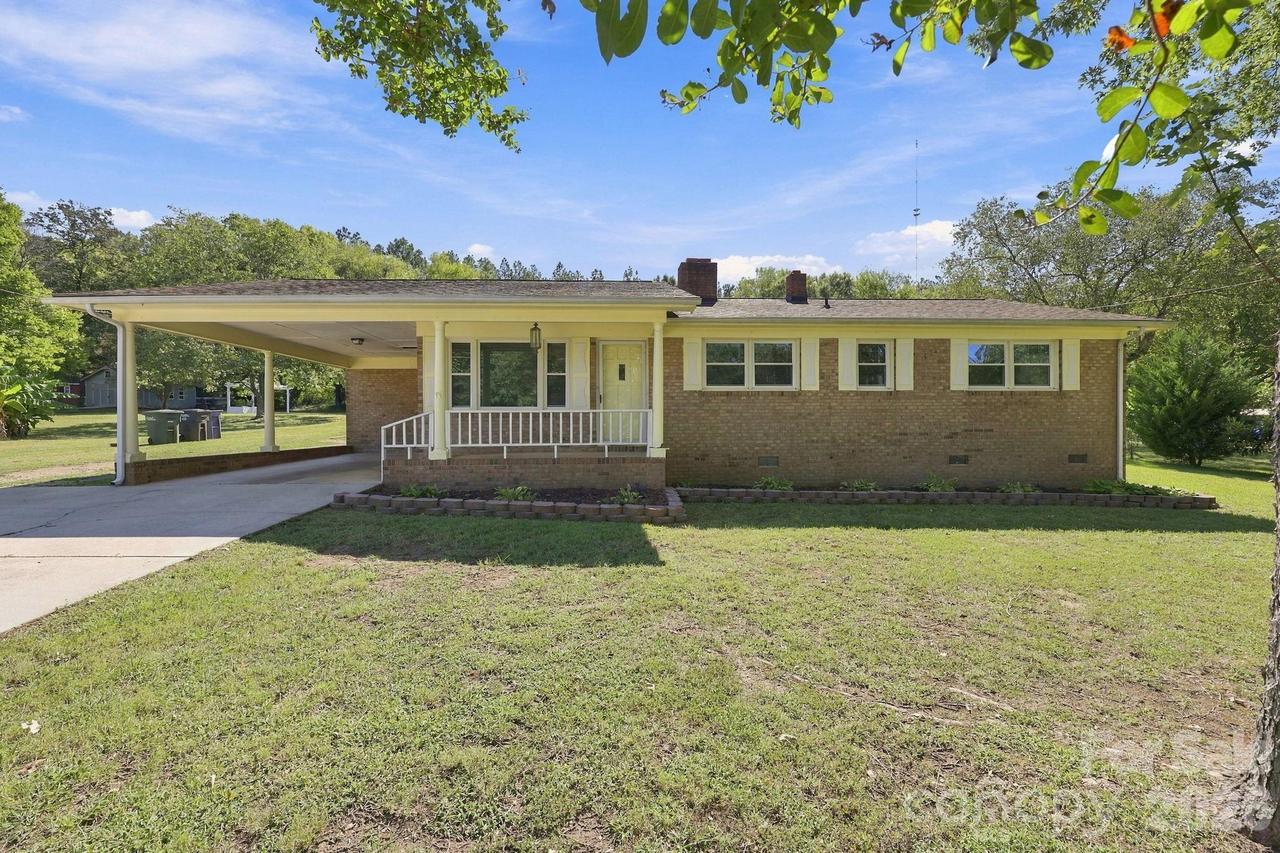 817 Rubens Rd., Concord, NC 28027