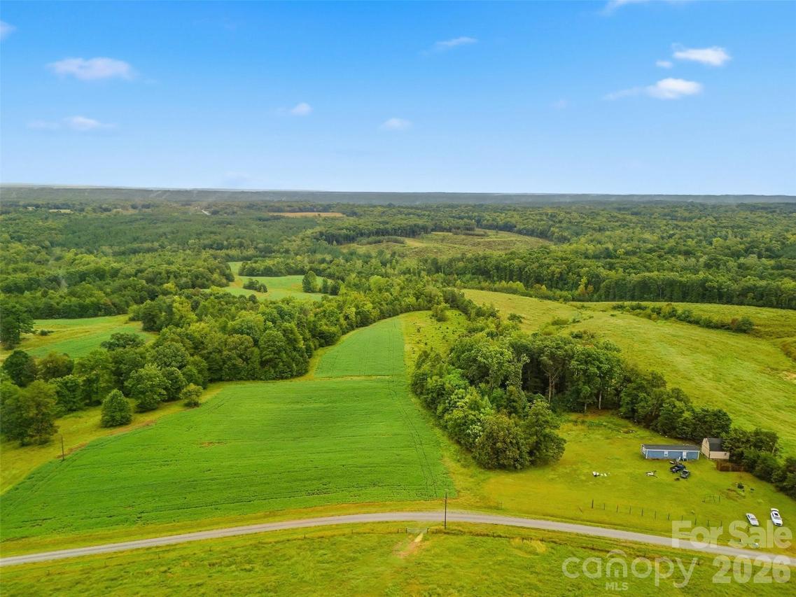 692 Topnot Rd., Yanceyville, NC 27379
