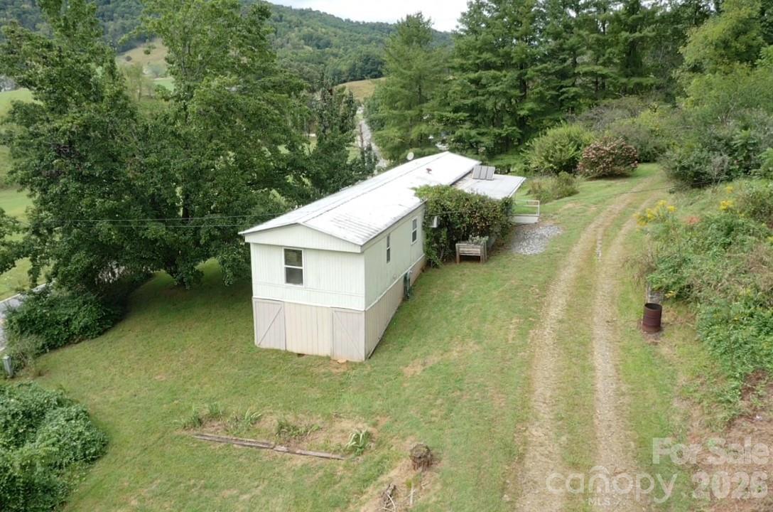 418 Green Valley Rd., Leicester, NC 28748