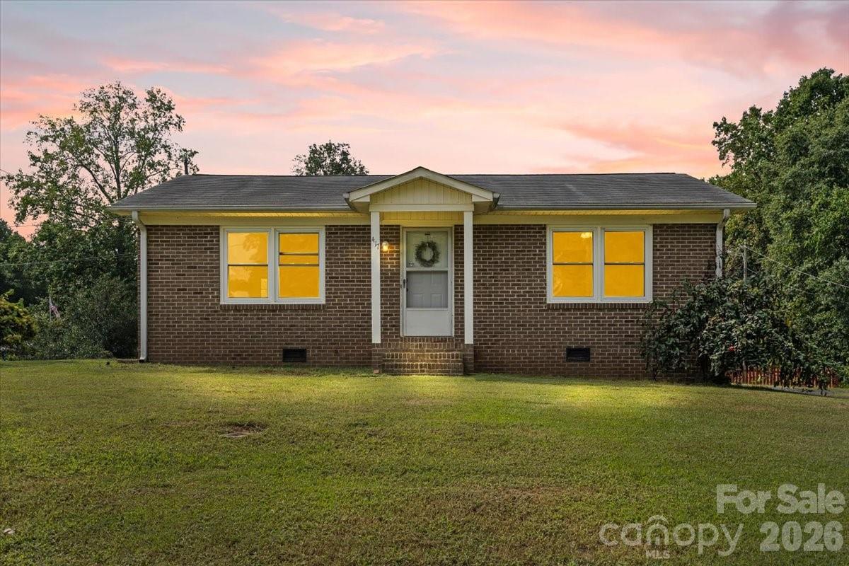 417 W Buckoak St., Stanley, NC 28164