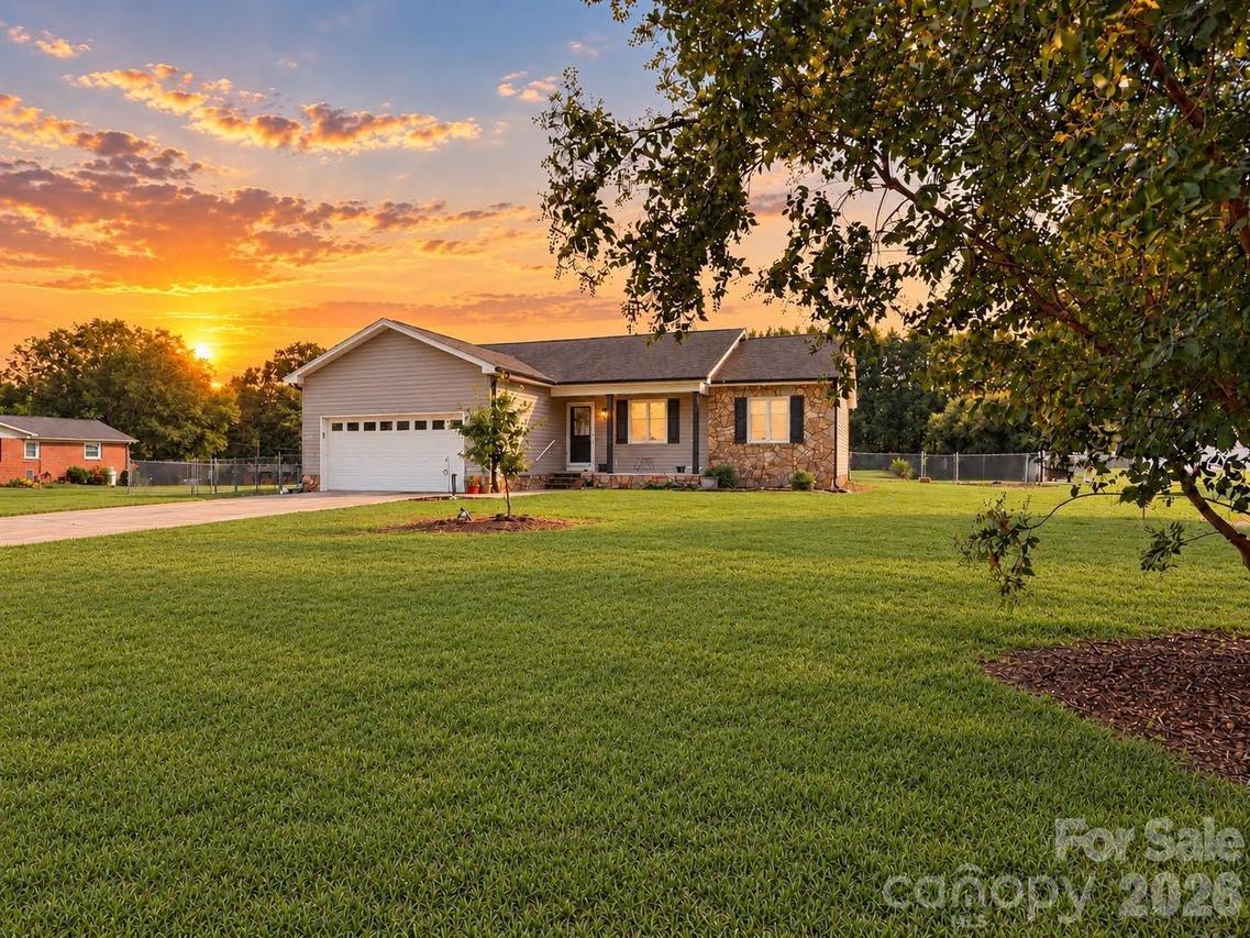 1677 Allen Ln., Conover, NC 28613