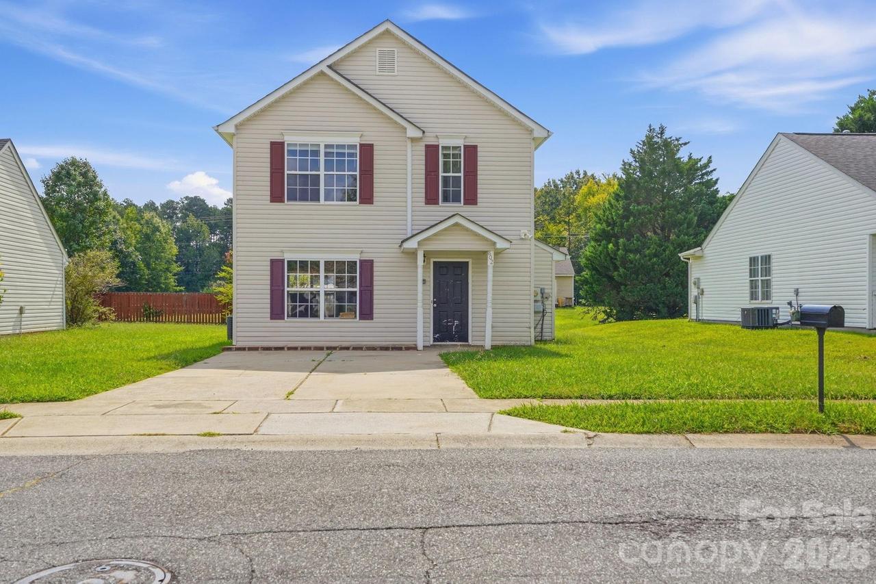 802 Almora Dr., Charlotte, NC 28216