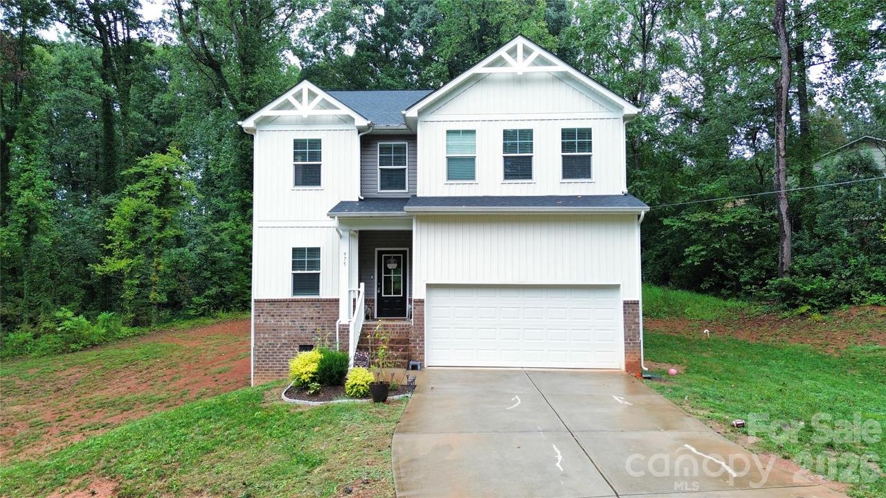 975 General Hoke Dr., Lincolnton, NC 28092