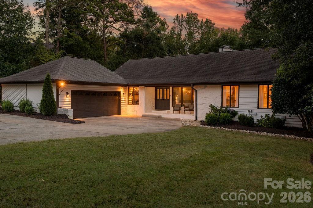 3525 Windbluff Dr., Charlotte, NC 28277