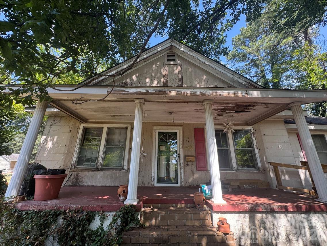 408 E Davidson Ave., Gastonia, NC 28054