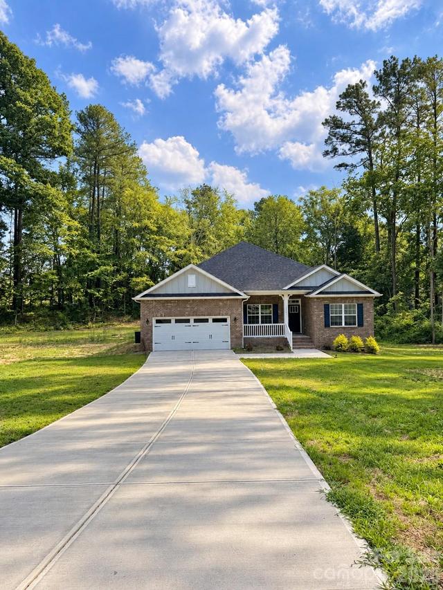 2913 Waterford Ln. #34, Albemarle, NC 28001