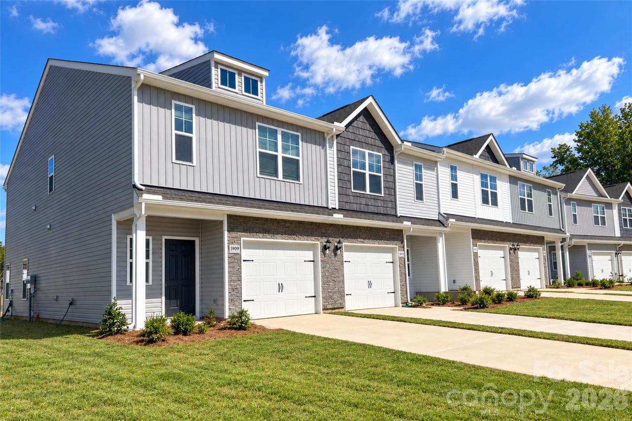 5917 Wallace Ave., Charlotte, NC 28227