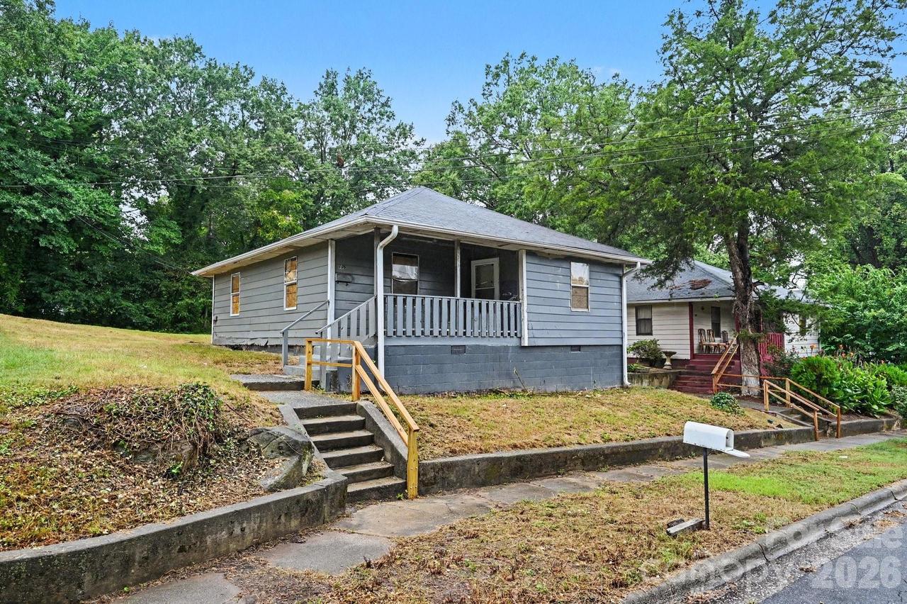 405 N Boyce St., Gastonia, NC 28052